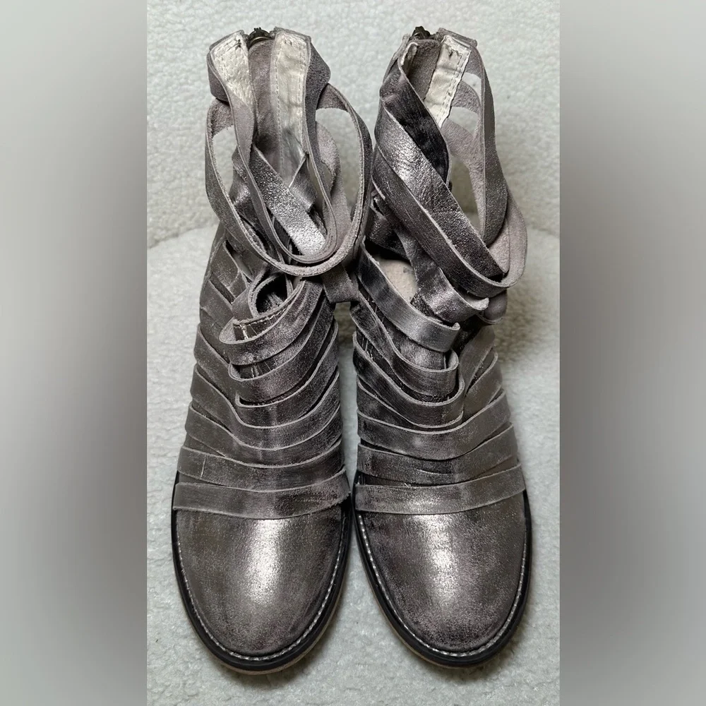 Free People size 37